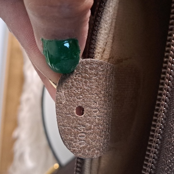 Gucci Vintage Shoulder Bag - Picture 15 of 16